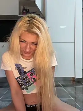 Snapshot of BabyBell69 chatting on 6, 3, 2025 BabyBell69 online show from 6, 3, 2025