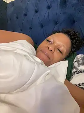 Snapshot of Boneca25 chatting on 18, 11, 2025 Boneca25 online show from 18, 11, 2025