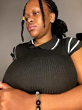 Snapshot of Boneca25 chatting on 8, 1, 2026 Boneca25 online show from 8, 1, 2026