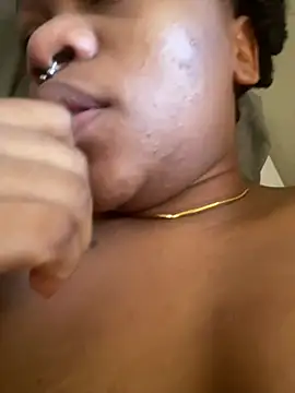 Snapshot of Boneca25 chatting on 2, 2, 2026 Boneca25 online show from 2, 2, 2026