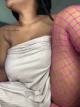 Boneca25 online show from 22, 5, 2026
