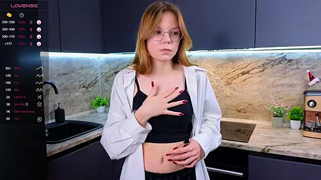 Snapshot of ElvinaBestwick chatting on 29, 1, 2025 ElvinaBestwick online show from 29, 1, 2025