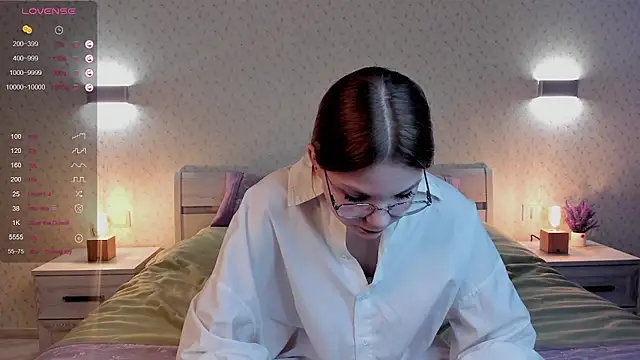 Snapshot of ElvinaBestwick chatting on 25, 2, 2025 ElvinaBestwick online show from 25, 2, 2025