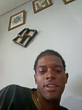 Snapshot of SlykaandpettterX chatting on 1, 3, 2025 SlykaandpettterX online show from 1, 3, 2025