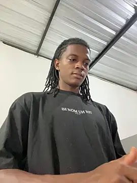 Snapshot of SlykaandpettterX chatting on 31, 10, 2025 SlykaandpettterX online show from 31, 10, 2025