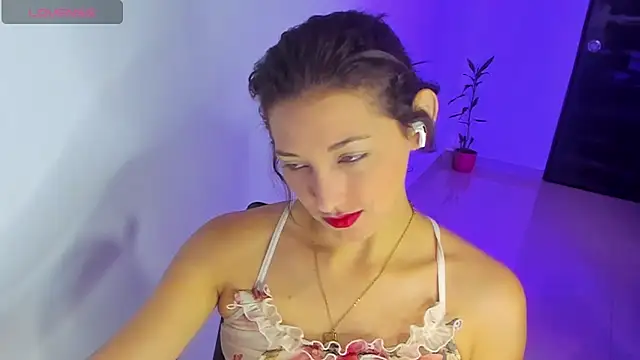 Snapshot of vicky__skinny_1 chatting on 13, 3, 2025 vicky skinny 1 online show from 13, 3, 2025