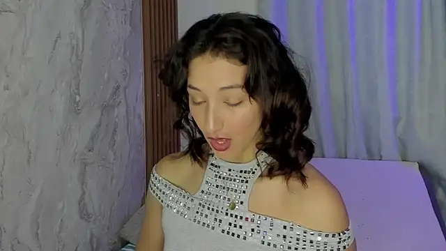 Snapshot of vicky__skinny_1 chatting on 25, 9, 2025 vicky skinny 1 online show from 25, 9, 2025