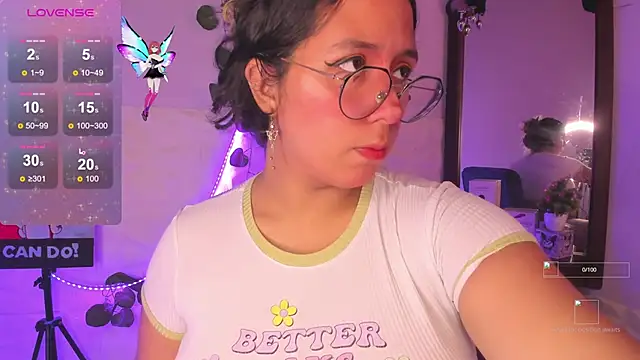 Snapshot of Ludovica6669 chatting on 18, 11, 2025 Ludovica6669 online show from 18, 11, 2025