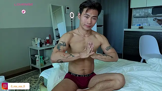 Snapshot of Doh728 chatting on 15, 11, 2025 Doh728 online show from 15, 11, 2025