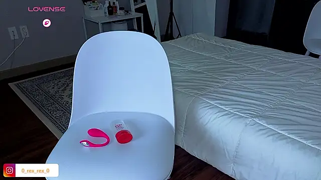 Snapshot of Doh728 chatting on 24, 11, 2025 Doh728 online show from 24, 11, 2025