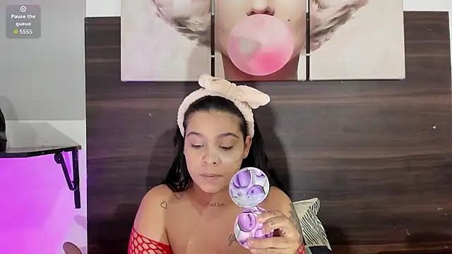 Snapshot of Emily_rivera78 chatting on 21, 10, 2025 Emily rivera78 online show from 21, 10, 2025