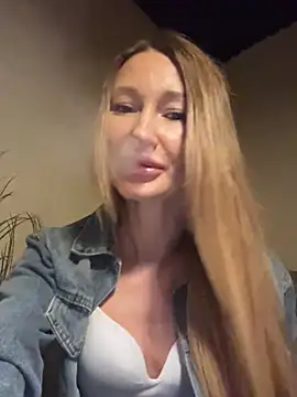 Snapshot of Sweet_Pussy2024 chatting on 1, 2, 2025 Sweet Pussy2024 online show from 1, 2, 2025