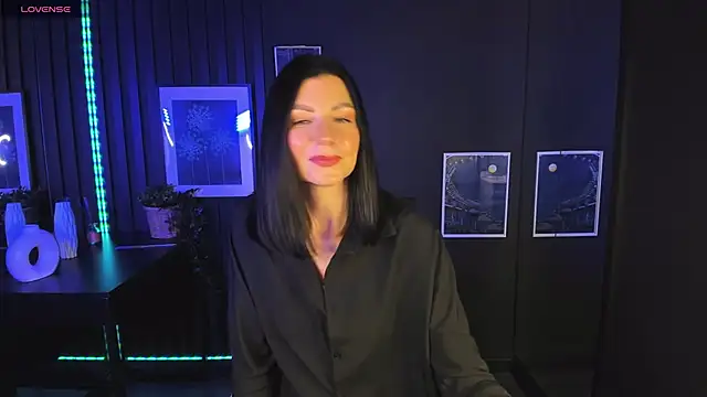 MonicaCheerful online show from 31, 1, 2025