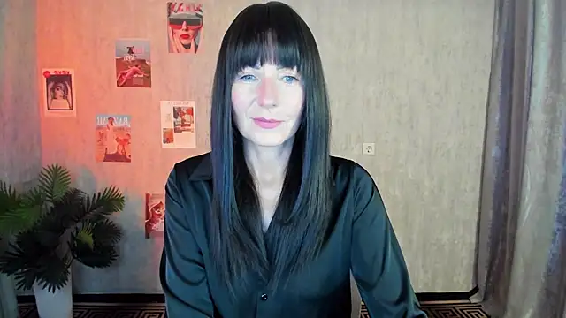 MonicaCheerful online show from 3, 10, 2025