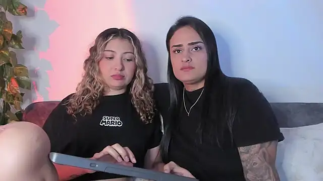 Snapshot of my_melody chatting on 21, 10, 2025 my melody online show from 21, 10, 2025