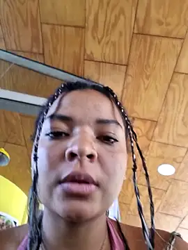 SamanthaMilann online show from 1, 4, 2026