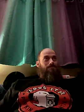 Snapshot of SUCKMEDEEP69 chatting on 4, 11, 2025 SUCKMEDEEP69 online show from 4, 11, 2025