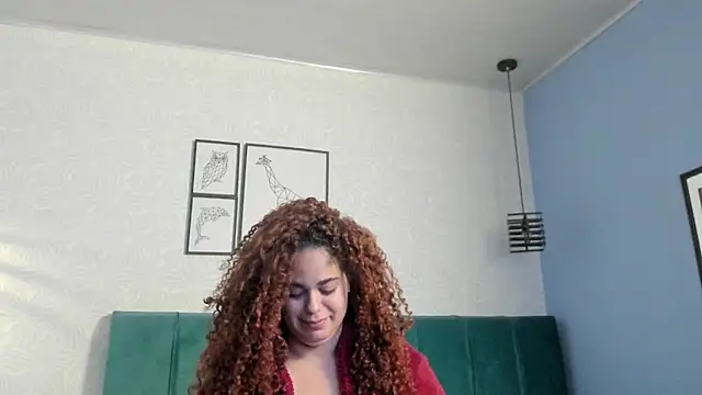 Snapshot of ninna_curly chatting on 5, 6, 2026 ninna curly online show from 5, 6, 2026