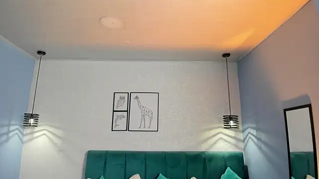 Snapshot of ninna_curly chatting on 6, 7, 2026 ninna curly online show from 6, 7, 2026