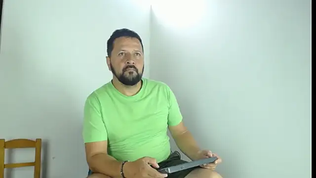 Snapshot of Daniel_08_8 chatting on 11, 3, 2025 Daniel 08 8 online show from 11, 3, 2025