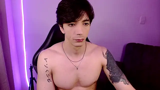 Snapshot of H3ll_B0I chatting on 30, 5, 2026 H3ll B0I online show from 30, 5, 2026