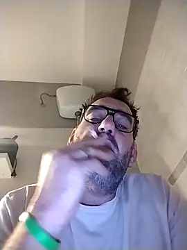 Snapshot of Hardasanut chatting on 14, 10, 2025 Hardasanut online show from 14, 10, 2025