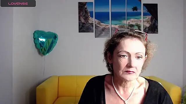 Snapshot of SexyGrandma_ chatting on 21, 3, 2025 SexyGrandma online show from 21, 3, 2025