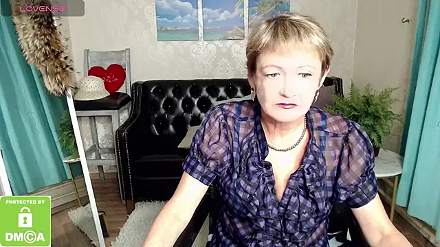 Snapshot of SexyGrandma_ chatting on 1, 10, 2025 SexyGrandma online show from 1, 10, 2025