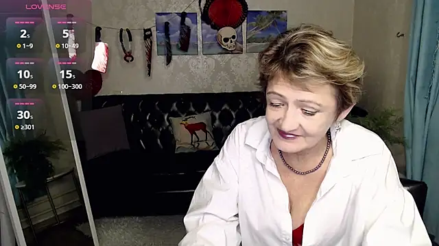 Snapshot of SexyGrandma_ chatting on 1, 11, 2025 SexyGrandma online show from 1, 11, 2025