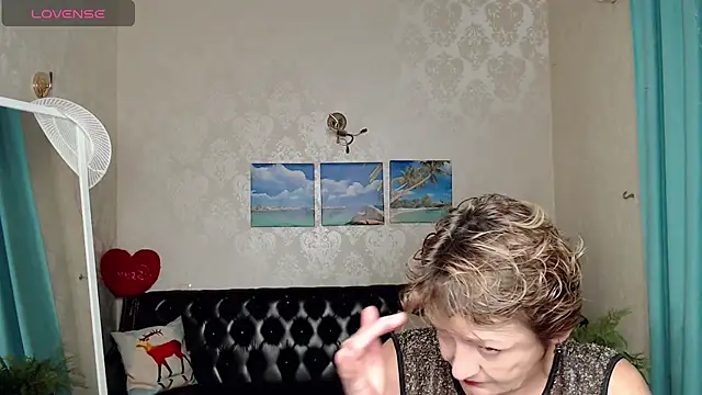 Snapshot of SexyGrandma_ chatting on 7, 11, 2025 SexyGrandma online show from 7, 11, 2025