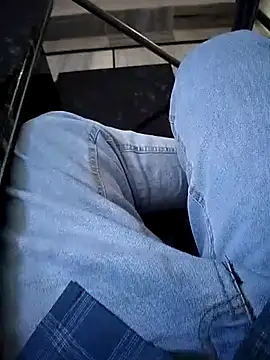 Snapshot of xmanrawan2 chatting on 4, 3, 2025 xmanrawan2 online show from 4, 3, 2025