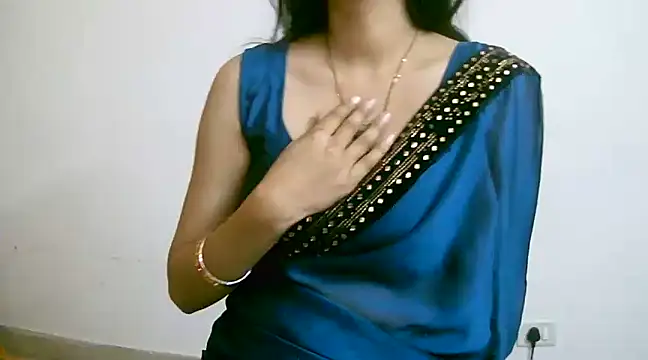 Snapshot of kajal__bhabhi_ chatting on 1, 2, 2025 kajal bhabhi online show from 1, 2, 2025