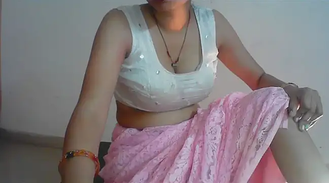 Snapshot of kajal__bhabhi_ chatting on 14, 2, 2025 kajal bhabhi online show from 14, 2, 2025