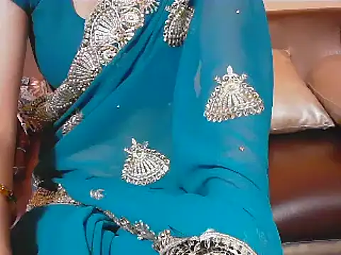 Snapshot of kajal__bhabhi_ chatting on 26, 2, 2025 kajal bhabhi online show from 26, 2, 2025