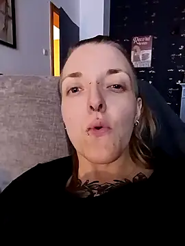 Snapshot of Astrid-Gilbert chatting on 22, 2, 2025 Astrid-Gilbert online show from 22, 2, 2025