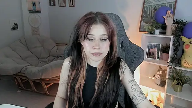 Snapshot of MisaPage chatting on 4, 2, 2025 MisaPage online show from 4, 2, 2025