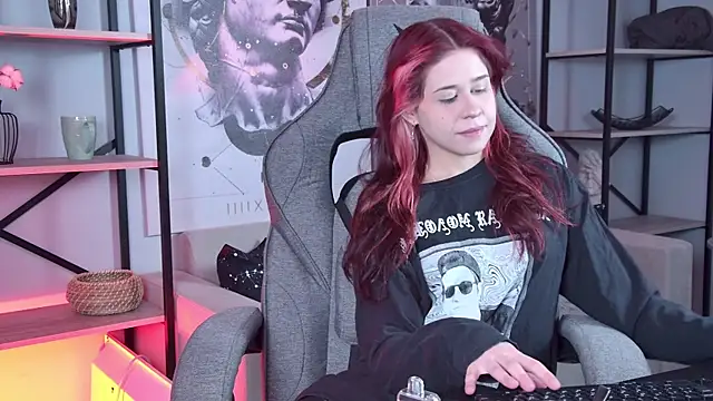 Snapshot of MisaPage chatting on 28, 11, 2025 MisaPage online show from 28, 11, 2025