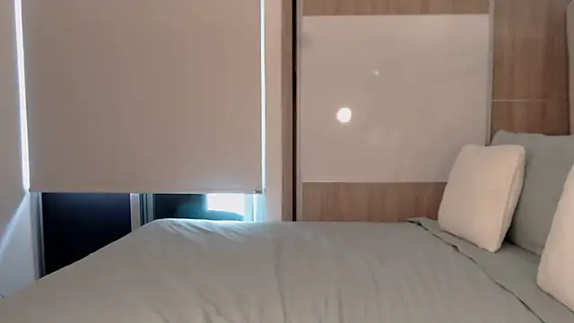 Snapshot of sofiaxox chatting on 4, 12, 2025 sofiaxox online show from 4, 12, 2025