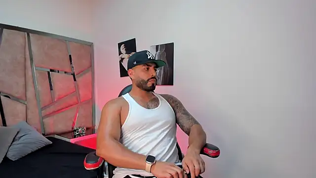 LeandroRusso online show from 30, 1, 2025