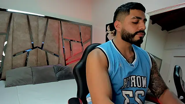 LeandroRusso online show from 10, 2, 2025