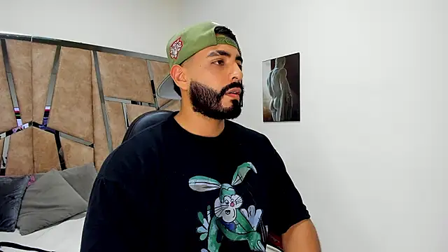 LeandroRusso online show from 12, 3, 2025