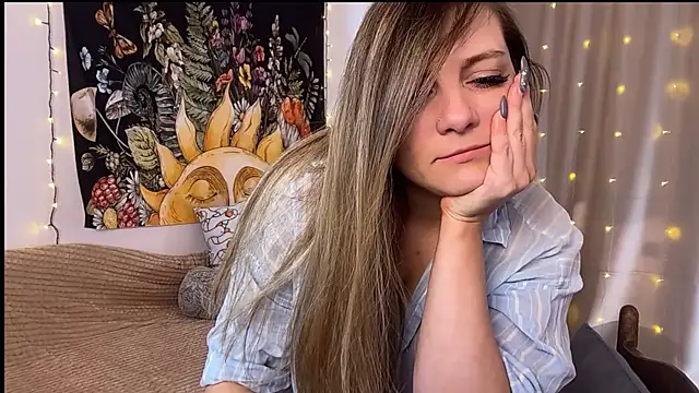 Snapshot of SweetyKatherine chatting on 15, 3, 2025 SweetyKatherine online show from 15, 3, 2025