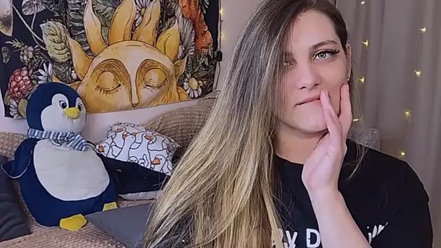 Snapshot of SweetyKatherine chatting on 21, 3, 2025 SweetyKatherine online show from 21, 3, 2025