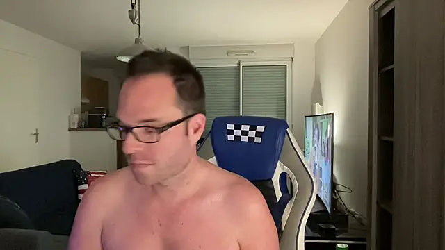 Funnyjul31 online show from 8, 2, 2025