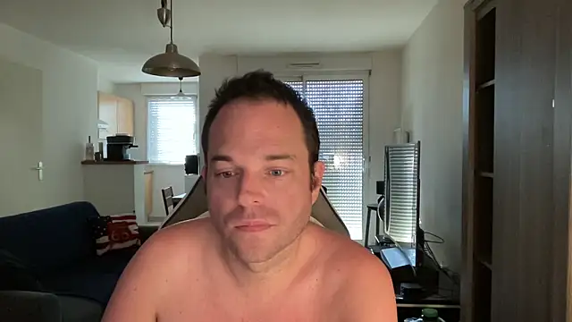 Funnyjul31 online show from 23, 2, 2025