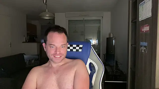 Funnyjul31 online show from 22, 3, 2025