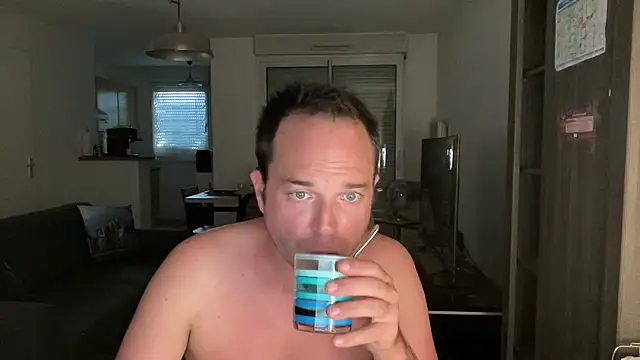 Funnyjul31 online show from 19, 9, 2025