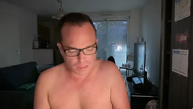 Funnyjul31 online show from 12, 10, 2025