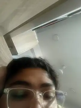 naina78910 online show from 14, 10, 2025