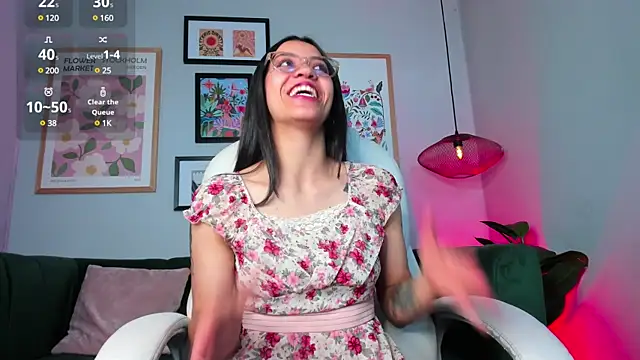 Snapshot of nina__dixon chatting on 8, 3, 2025 nina dixon online show from 8, 3, 2025